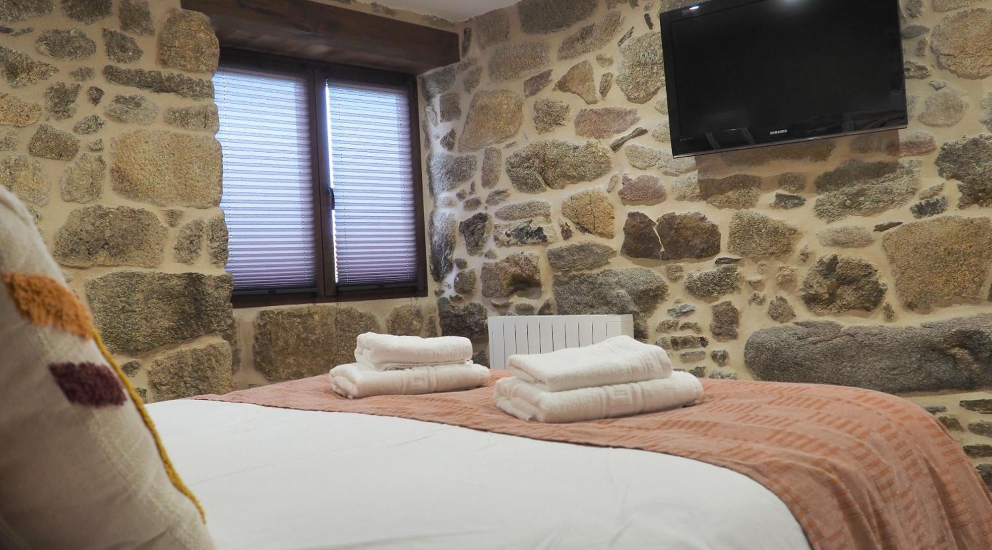 Apartamentos Muralla Sacra Sober Extérieur photo